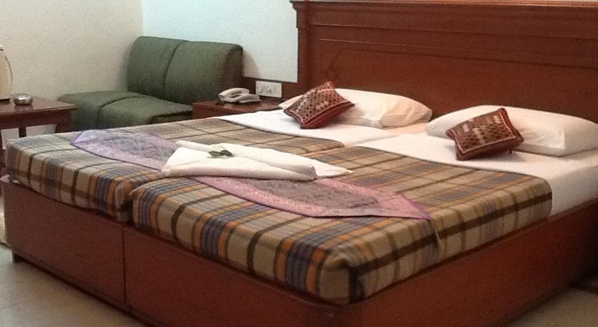 Hotel Kanishka Phg 벵갈루루 외부 사진