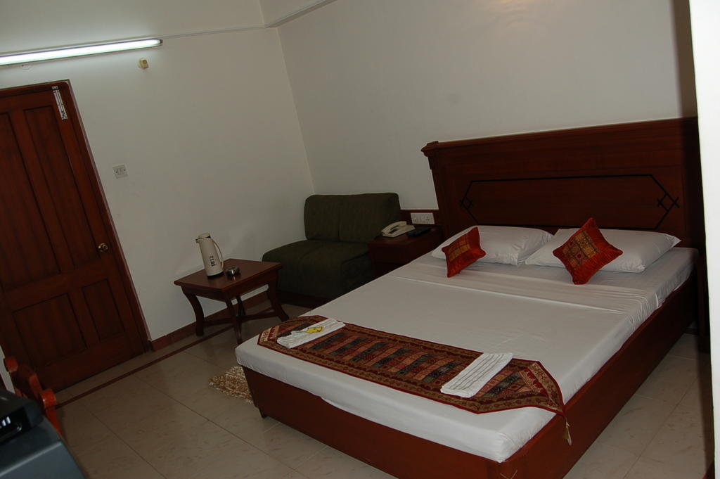 Hotel Kanishka Phg 벵갈루루 객실 사진