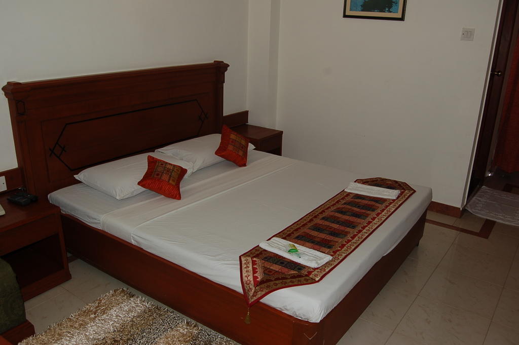 Hotel Kanishka Phg 벵갈루루 객실 사진