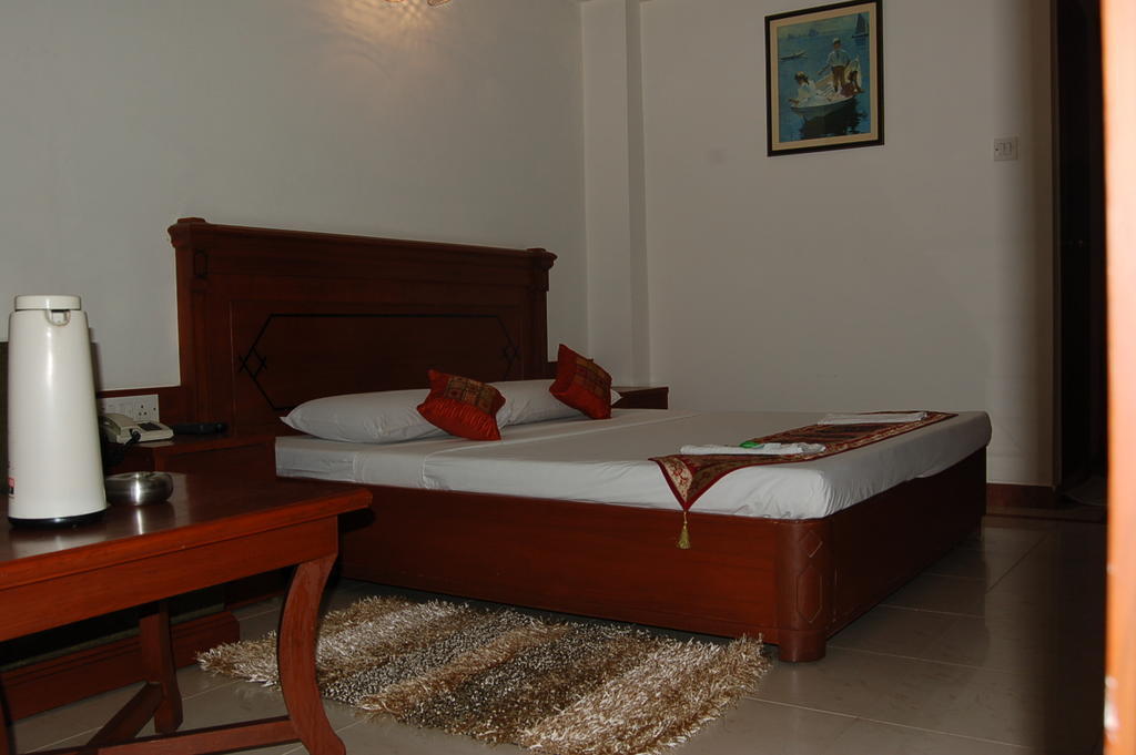 Hotel Kanishka Phg 벵갈루루 객실 사진