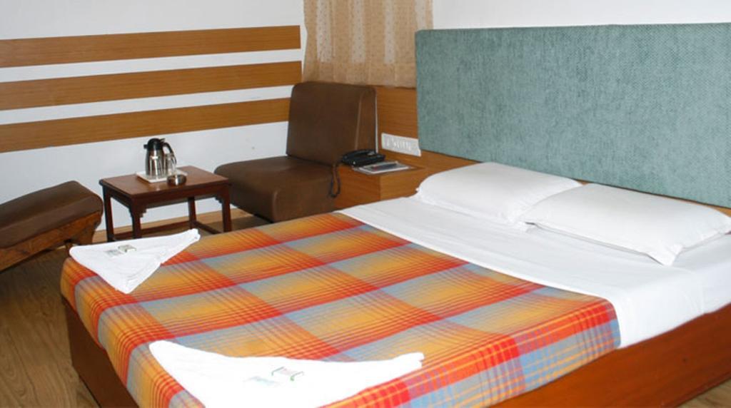 Hotel Kanishka Phg 벵갈루루 객실 사진