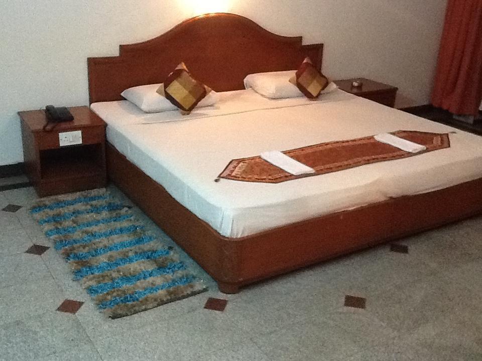 Hotel Kanishka Phg 벵갈루루 객실 사진